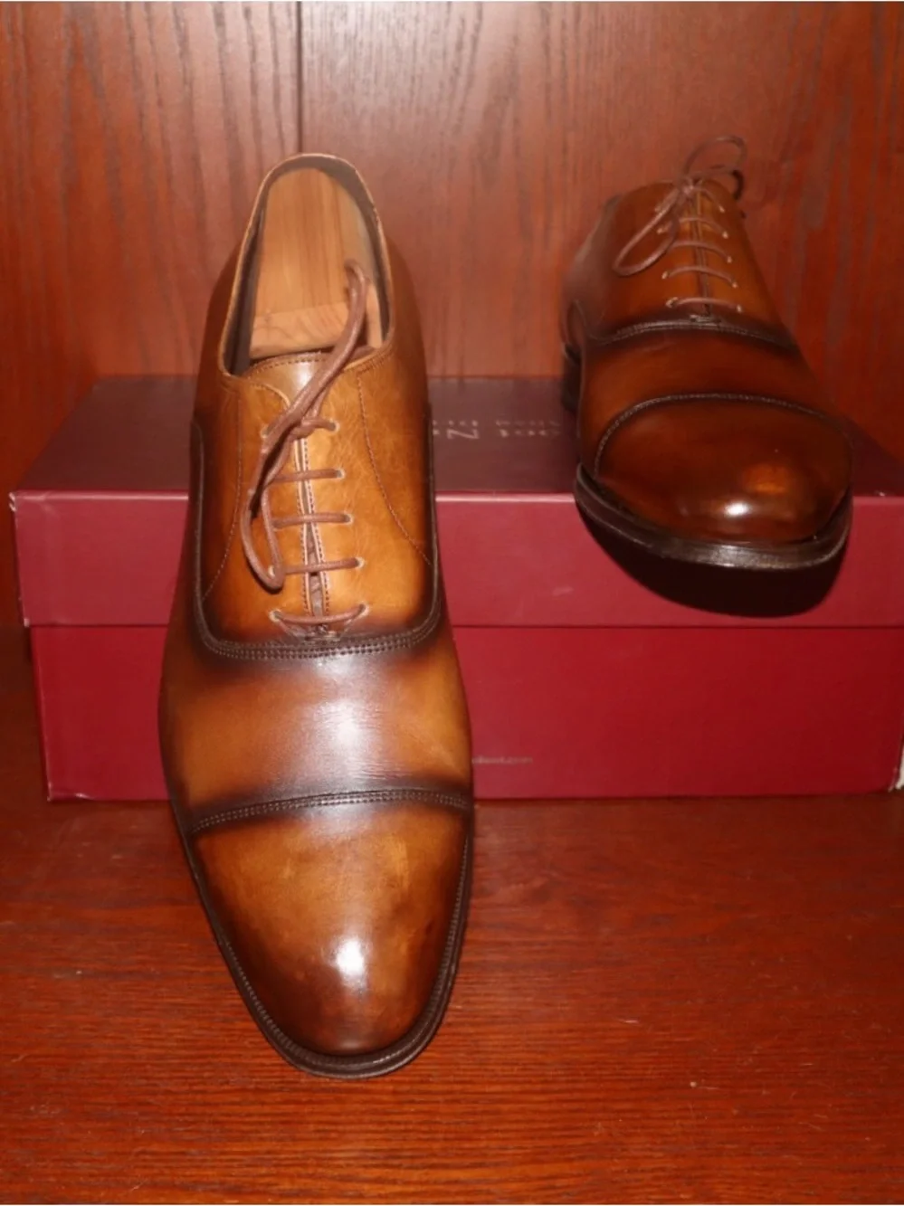 To Boot Brown Burnished Cap-Toe Oxford Lace-Up